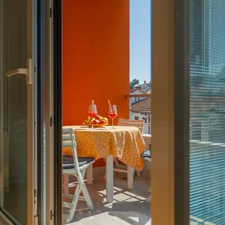 Lungo Mare Apartamento Pula