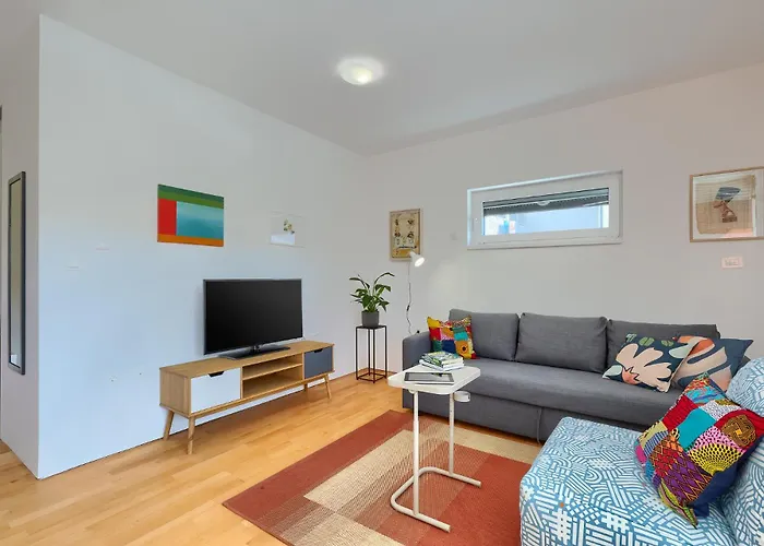 Lungo Mare Apartman *