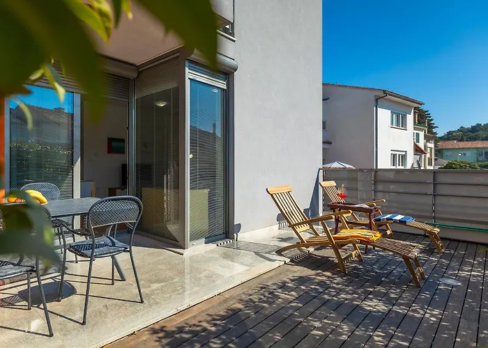 Lungo Mare Apartman *