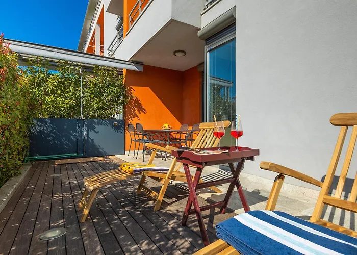 Lungo Mare Apartman *